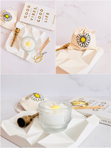 شمع گیاهی با گل بابونه و کیسه الیاف طبیعی