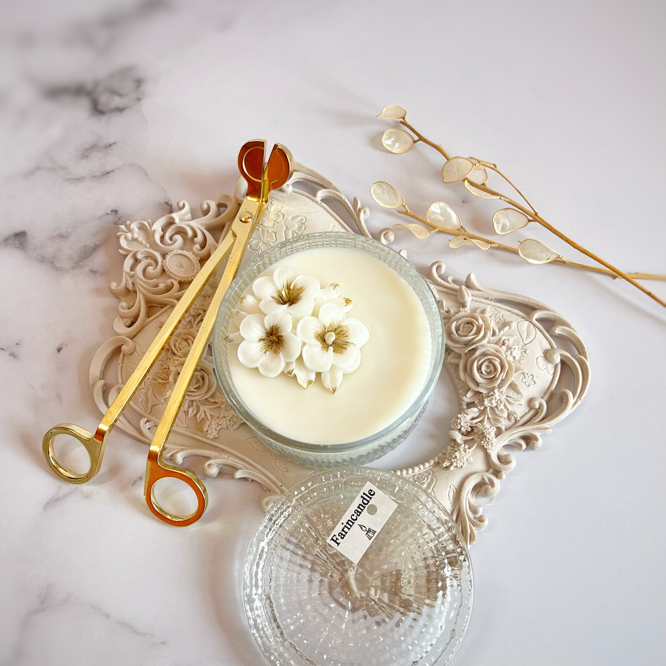 شمع معطر لوکس گل یخ